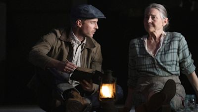 Review Roundup: THE GRAPES OF WRATH Opens at the National Theatre