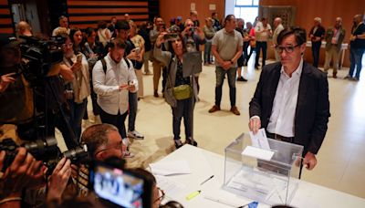 Elecciones Cataluña 2024: Salvador Illa, Pere Aragonés, Alejandro Fernández, Carlos Carrizosa y Laia Estrada ejercen su derecho al voto