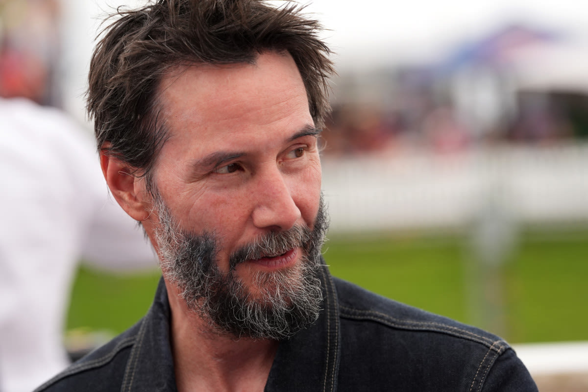 Keanu Reeves Details Nasty On-Set Injury Which ‘Cracked’ His Kneecap