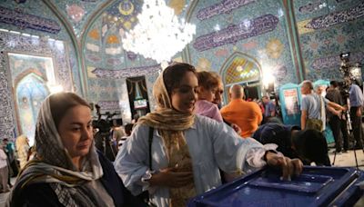 Iranian presidential vote pits reformist against hardliners