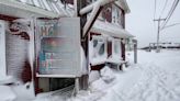 Buffalo restaurant covered in icicles amid freezing weather and blizzard