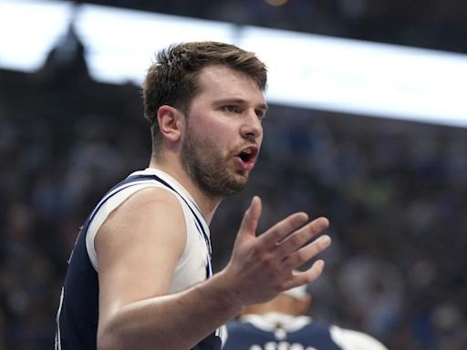 Luka Doncic tira de autocrítica: "Siento que estoy decepcionando a Kyrie Irving"