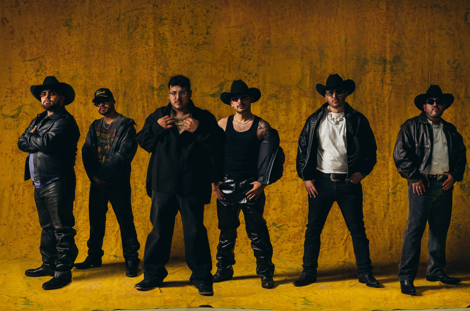 Grupo Frontera Drops ‘Jugando A Que No Pasa Nada’ Album & More New Music Latin