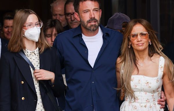 After Ben Affleck’s Daughter Was Spotted Wearing Her Designer Dress, Jennifer Lopez Has Been Praised For...