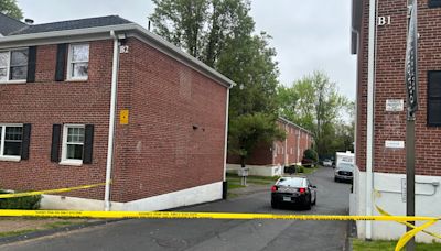 2 high school students killed in shooting at Hartford apartment building