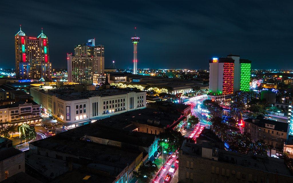 Stray Bullet Kills Teacher at Texas Rooftop Bar