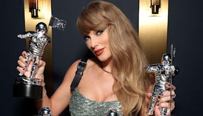 Swift makes MTV history while Katy Perry sparkles