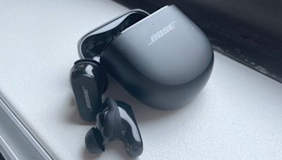You can still snag the Bose QuietComfort 2 earbuds for $85 off before summer starts