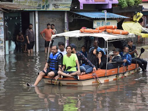 Weather News LIVE: 4 People Die As Rain Batters Pune; Schools To Remain Closed In Mumbai, Dehradun, Kolhapur