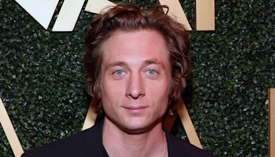 Jeremy Allen White's Net Worth In 2024 Is More Bull Than Bear