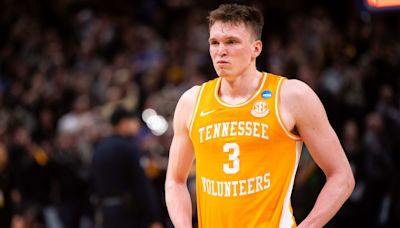 NBA Mock Draft: OKC Thunder Select Sharpshooting Wing Dalton Knecht in Lottery