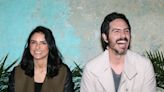 Aislinn Derbez llora de emoción y abraza a Mauricio Ochmann tras celebrar logro juntos: "Gracias por ser mi compañera"