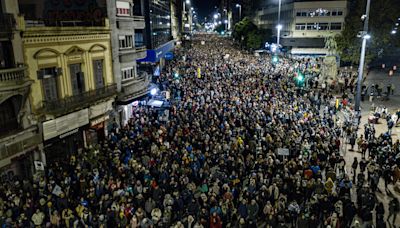 Marchando en silencio, Uruguay vuelve a exigir respuestas sobre sus desaparecidos