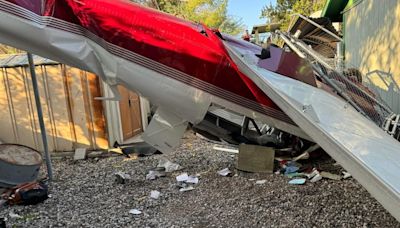 Small plane crashes in Cottonwood neighborhood; pilot hospitalized