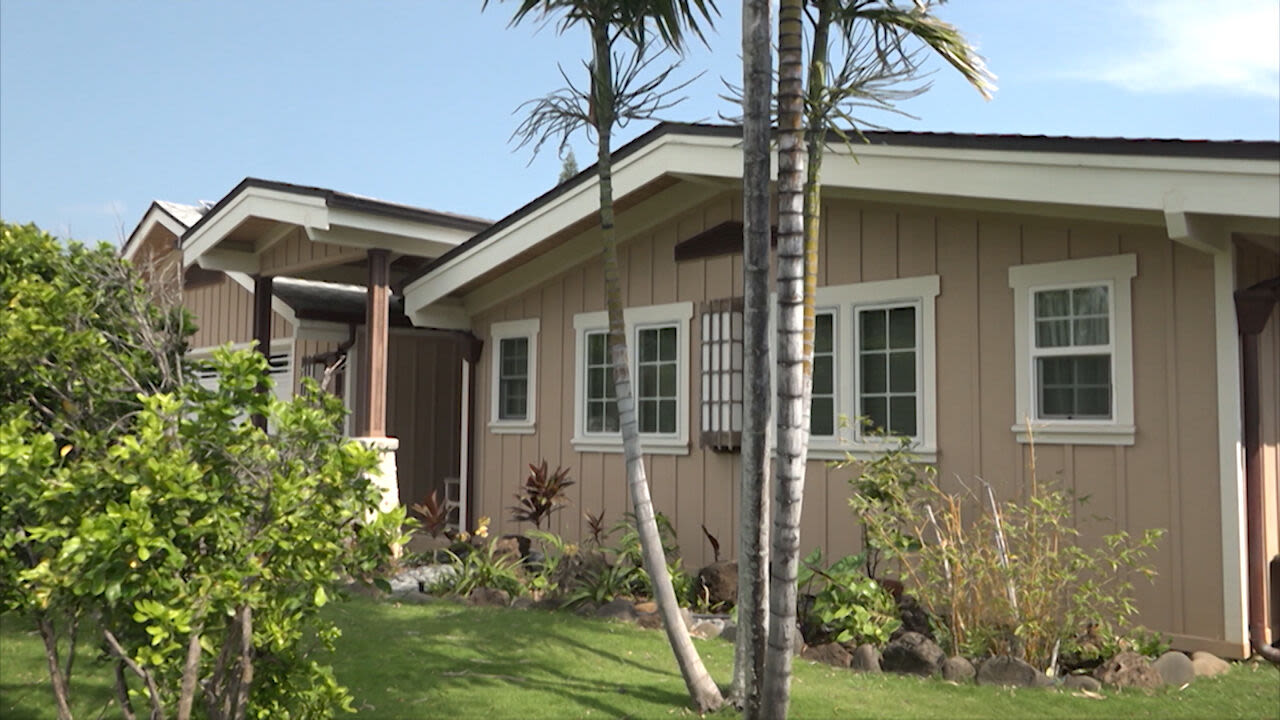 'Prioritizing our residents': Maui lawmakers push bill to phase out thousands of vacation rentals