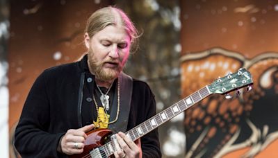 Derek Trucks talks Tedeschi Trucks Band before Greek shows: ‘Be willing to fail’