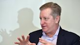 Why Apple will be the big winner of AI's 2nd wave, according to 'Big Short' investor Steve Eisman