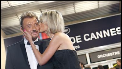 Laeticia Hallyday : cet accessoire étonnant qu’elle a offert à Johnny pendant son combat contre le cancer