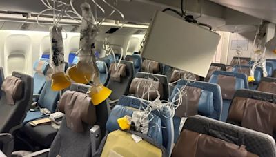 Una persona muerta y 104 heridas tras fuertes turbulencias en un vuelo de Singapore Airlines