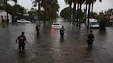 Inundaciones en Florida: estado de emergencia, autopistas anegadas y la amenaza de lluvias más destructivas