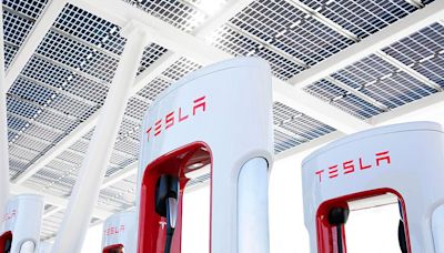 TESLA Supercharger超充站進軍日本10周年！再送免費超充方案