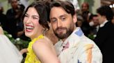 Kieran Culkin's Handsy PDA With Wife Jazz Charton at 2024 Met Gala Is Ludicrously Delightful - E! Online