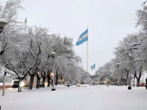 Argentina atraviesa una ola de frío: en qué provincias nevará