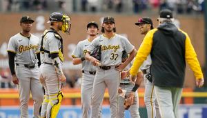 Jared Jones roughed up in Pirates’ sloppy loss to Tigers