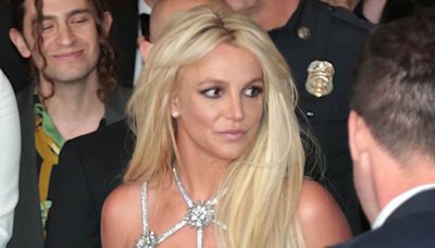 Britney Spears' pals 'don't like ex Paul & fear weirdos from the past' are back