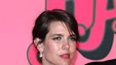 Carlota Casiraghi rescata el complemento favorito de Grace Kelly en el Baile de la Rosa