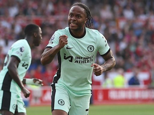 Chelsea star Raheem Sterling fires message to Man United and Tottenham after huge boost