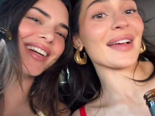 Kylie y Kendall Jenner comparten imágenes de su escapada a Mallorca