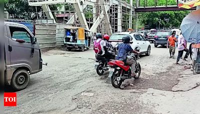 Mixed reactions to exemption of 2-wheeler riders from fines | Guwahati News - Times of India