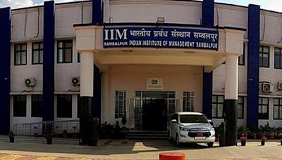 IIM Sambalpur celebrates 10th Foundation Day, announces AI-driven classroom transformation