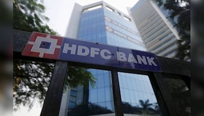 HDFC Bank shares to surge to ₹2,150 after rising 13% in a month, says this analyst - CNBC TV18