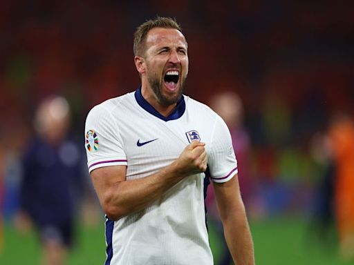 Soccer-Kane looks to banish bitter past Euro memories