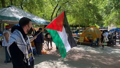 Sacramento State students set up encampment on campus in support of Palestine