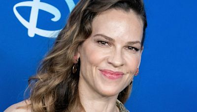 Hilary Swank habló de su pausa en la actuación para cuidar a su padre: “Quería estar con él tanto como me necesitara”