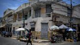 En el "pequeño Haití" dominicano, preocupación y silencio tras reelección del presidente