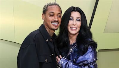 Cher revela motivo por el que no sale con hombres de su edad: “Todos ya están muertos”