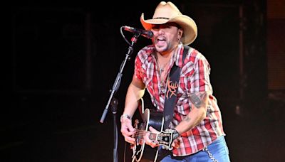 Jason Aldean is ‘proud’ of America even though ‘sometimes it gets a little sideways’