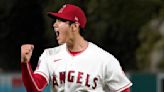 Ohtani wins 6th straight start, triples in Angels' 7-1 win