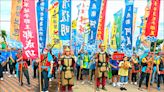 仿鄭成功登陸 延平郡王神像首度登舟