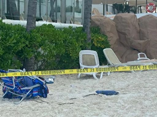 Sujetos armados matan a niño en playa de Cancún y huyen en moto acuática; iban por rival narcomenudista