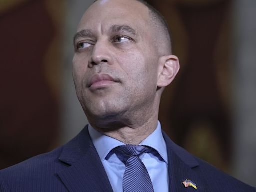 Democratic Leader Jeffries does not guarantee his party will save Speaker Johnson again