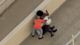 EN VIDEO: Mujer intenta apuñalar a dos hombres tras choque en la I-395