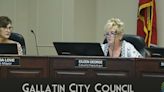Gallatin councilwoman resigns, claims she was bullied by another councilman