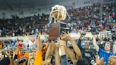 Class 4A boys basketball: Douglass beats Weatherford in OT to claim second straight title