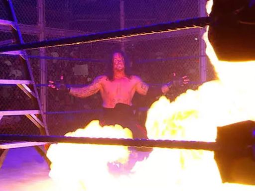 ... Hell in a Cell Moments In WWE History: Undertaker Throwing Mankind Off The Top of The Cell, ...