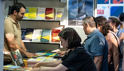 Literatura a la luz de la luna, en 'La noche iluminada' de la Feria del Libro de Madrid